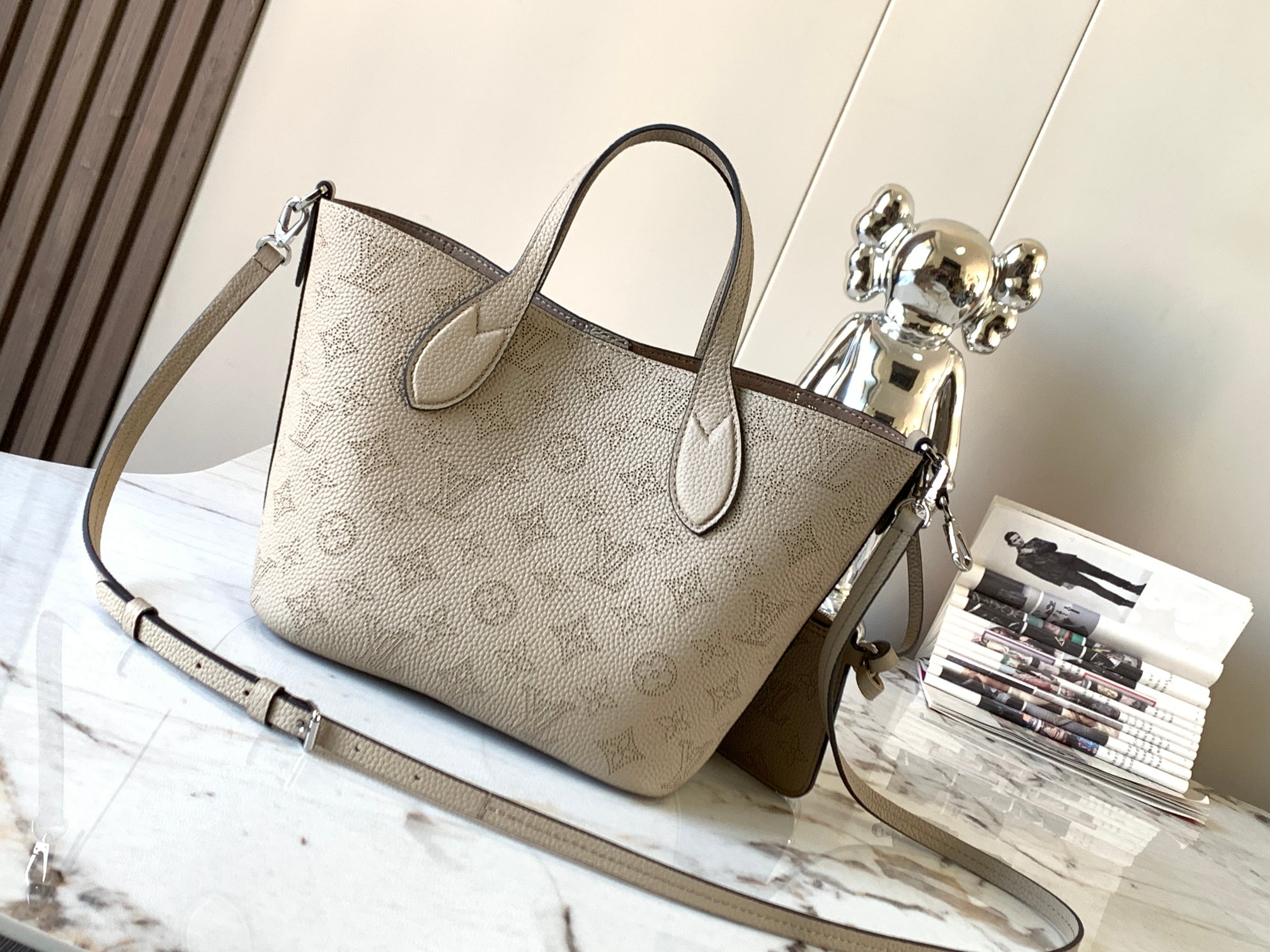 Louis Vuitton Shopping Bags